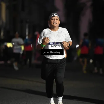 Runner Photo 7673442