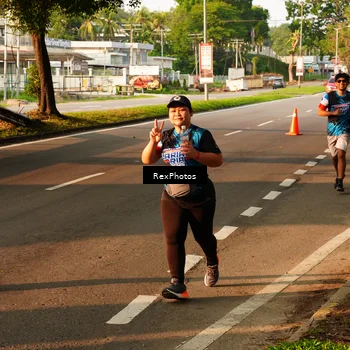 Runner Photo 7673454
