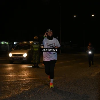 Runner Photo 7673460