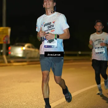 Runner Photo 7673469
