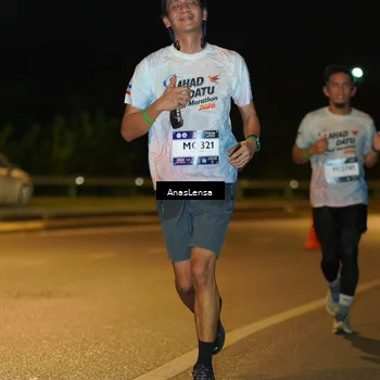 Runner Photo 7673473