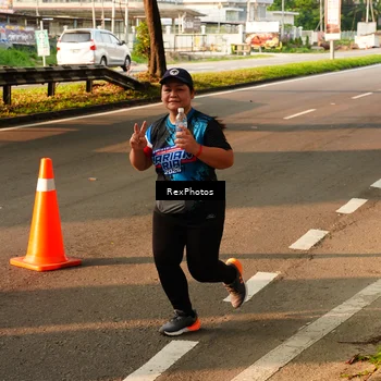 Runner Photo 7673476