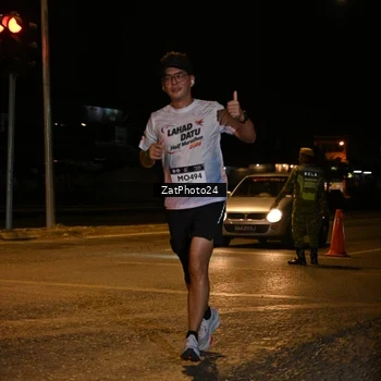 Runner Photo 7673484