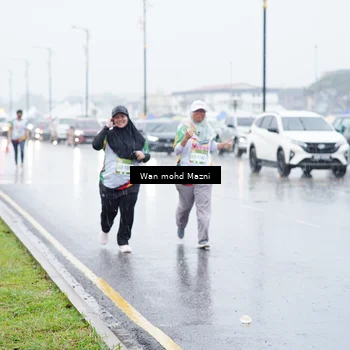 Runner Photo 7673489