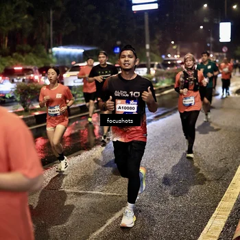 Runner Photo 7673492