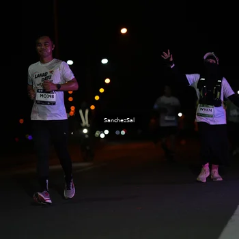Runner Photo 7673496