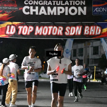 Runner Photo 7673501