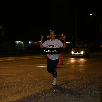 Runner Photo 7673502