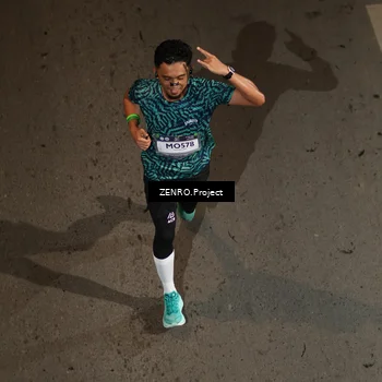 Runner Photo 7673515