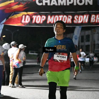 Runner Photo 7673531