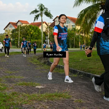 Runner Photo 7673537