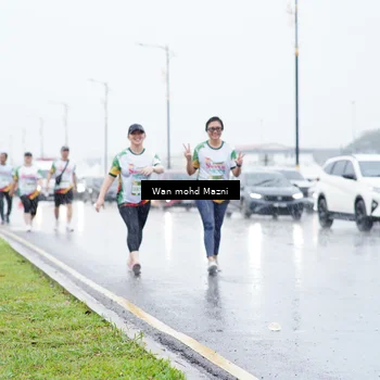 Runner Photo 7673540