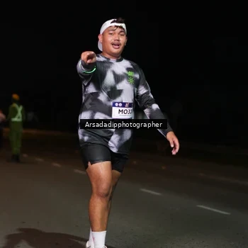 Runner Photo 7673541