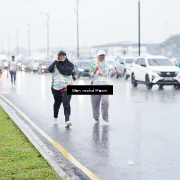 Runner Photo 7673551