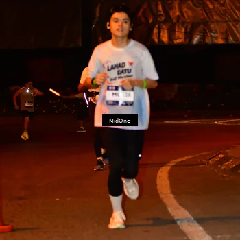 Runner Photo 7673554