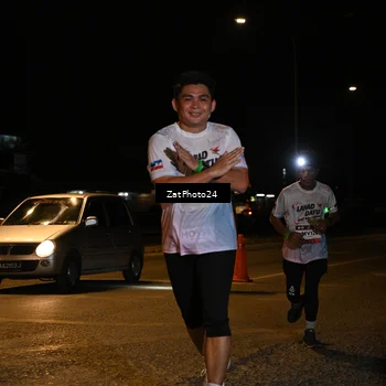 Runner Photo 7673561