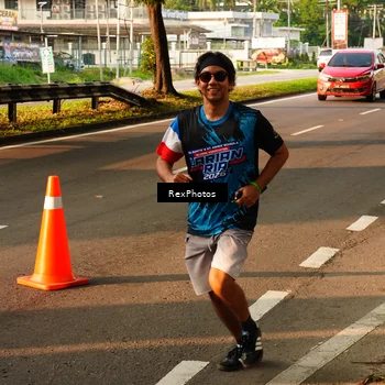 Runner Photo 7673578