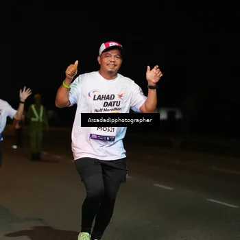 Runner Photo 7673587