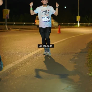 Runner Photo 7673591