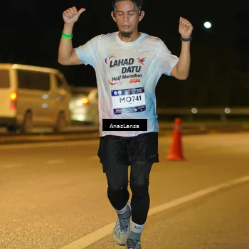 Runner Photo 7673592