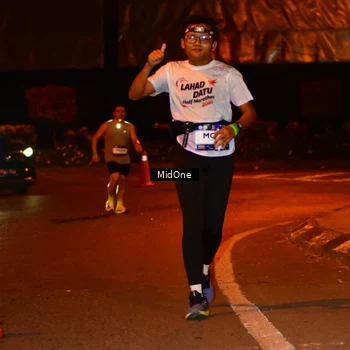 Runner Photo 7673609