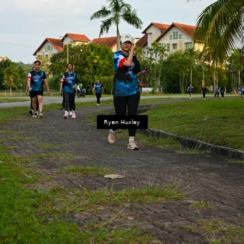 Runner Photo 7673617