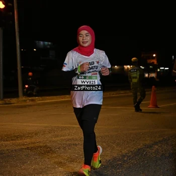 Runner Photo 7673620
