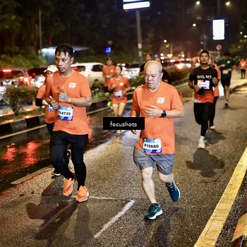 Runner Photo 7673627