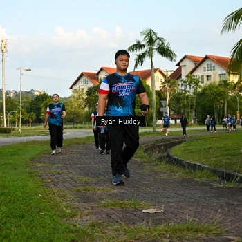 Runner Photo 7673631