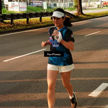 Runner Photo 7673638