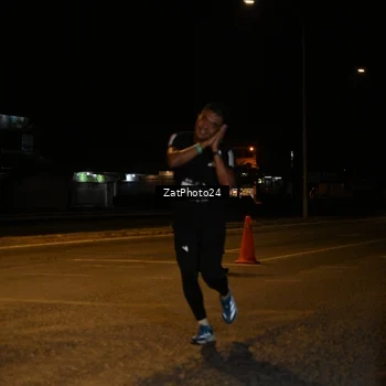 Runner Photo 7673669