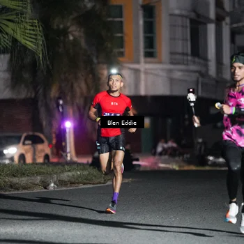 Runner Photo 7673693