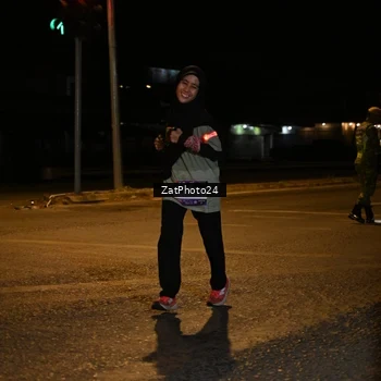 Runner Photo 7673695