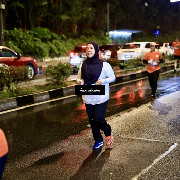 Runner Photo 7673704