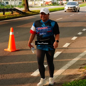 Runner Photo 7673709
