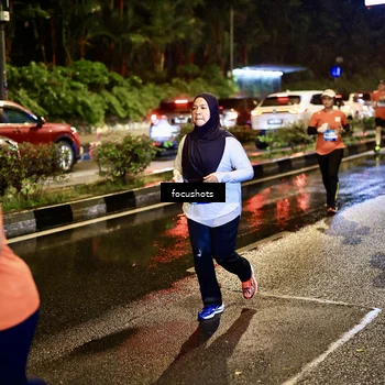 Runner Photo 7673717