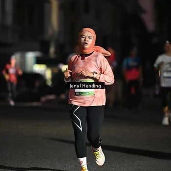 Runner Photo 7673720