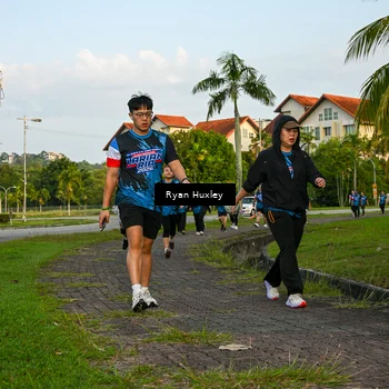Runner Photo 7673721