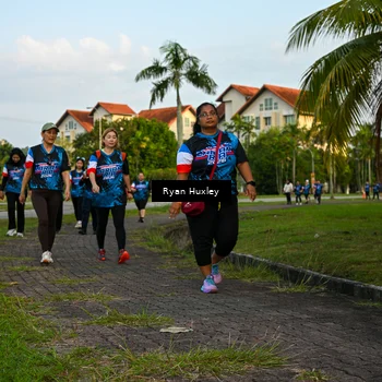 Runner Photo 7673738