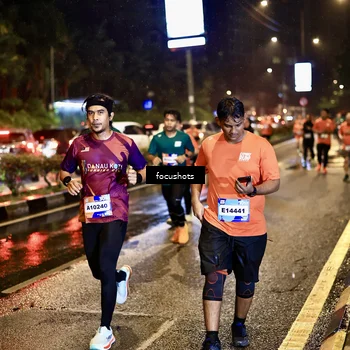 Runner Photo 7673749