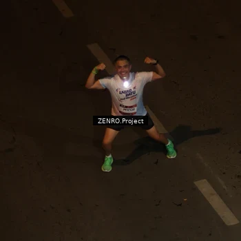 Runner Photo 7673750