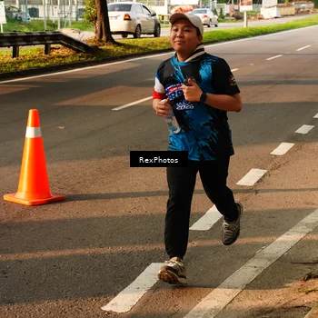 Runner Photo 7673756