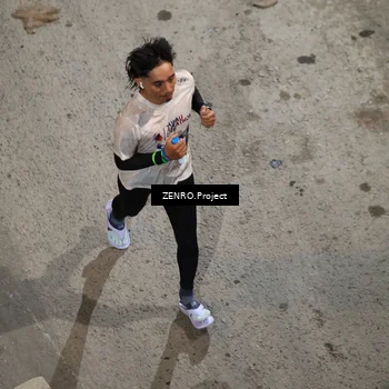 Runner Photo 7673757