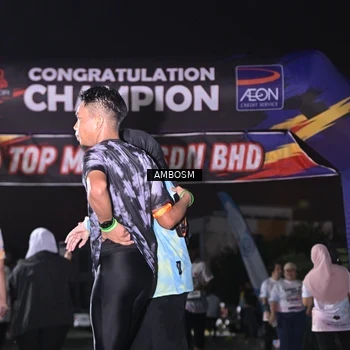 Runner Photo 7673764
