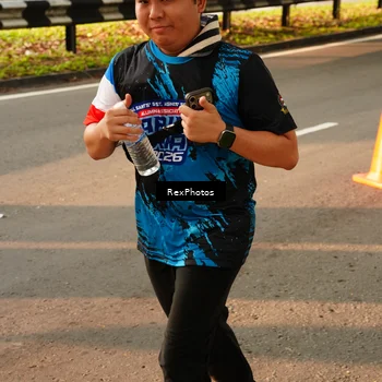 Runner Photo 7673771