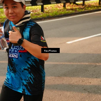 Runner Photo 7673778