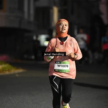 Runner Photo 7673785