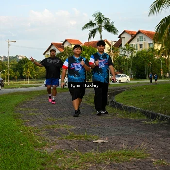 Runner Photo 7673791