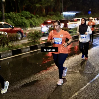 Runner Photo 7673806