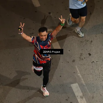 Runner Photo 7673812